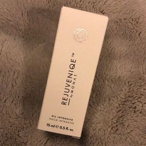 MONAT Rejuveniqe Oil Intensive